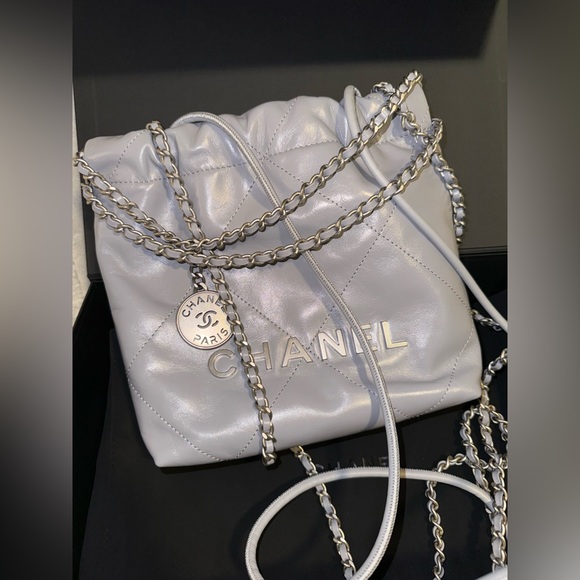 Chanel mini 22 grey color brand new comes in a full package including receipt - Picture 2 of 12